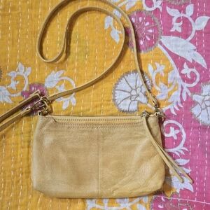 HOBO Darcy Convertible Wristlet